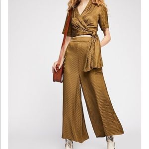 Free people “Morning Dove” set